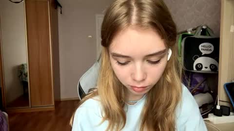 Linet online show from 07-03-26, 07:37