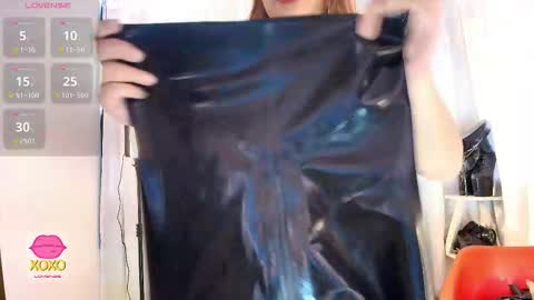 Snapshot of latex_rose_daniels chatting on 02-04-26, 03:07 ROSE online show from 02-04-26, 03:07