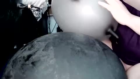 latexchris77 online show from 04-02-26, 08:01