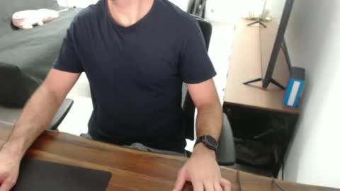 Snapshot of latexdave84 chatting on 12-16-25, 02:05 latexdave84 online show from 12-16-25, 02:05