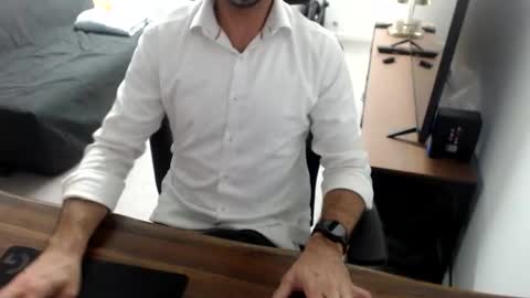 Snapshot of latexdave84 chatting on 01-07-26, 10:29 latexdave84 online show from 01-07-26, 10:29