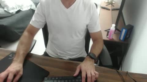 Snapshot of latexdave84 chatting on 03-03-26, 10:32 latexdave84 online show from 03-03-26, 10:32