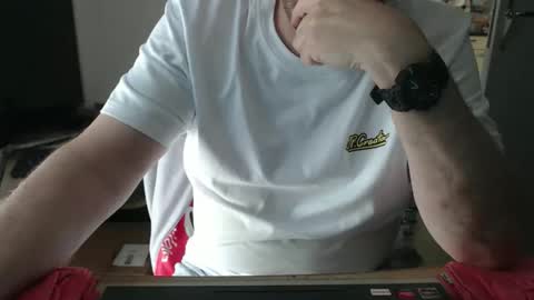 Snapshot of latexloverch71 chatting on 04-17-26, 11:13 Andreas Latexlover online show from 04-17-26, 11:13