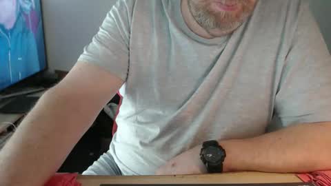 Snapshot of latexloverch71 chatting on 05-16-26, 12:15 Andreas Latexlover online show from 05-16-26, 12:15