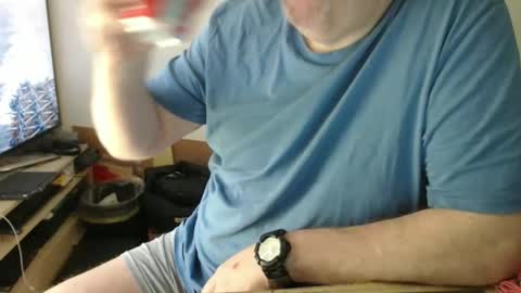 Snapshot of latexloverch71 chatting on 05-25-26, 10:10 Andreas Latexlover online show from 05-25-26, 10:10
