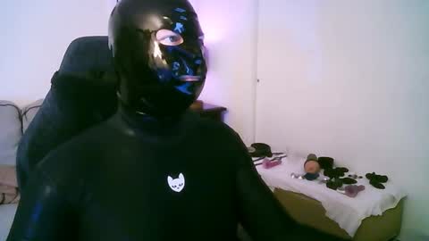 Snapshot of latexminheadroom chatting on 03-13-26, 06:53 latexminheadroom online show from 03-13-26, 06:53