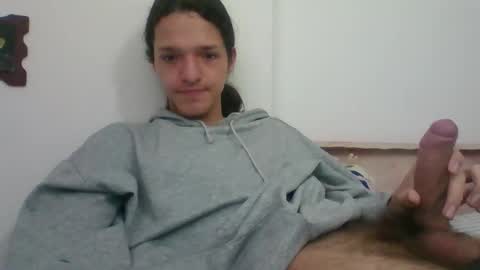 Snapshot of latin_boi6 chatting on 01-08-26, 03:14 Angel online show from 01-08-26, 03:14