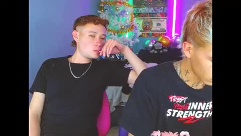 latin_boysxxx_ online show from 11-01-25, 09:39