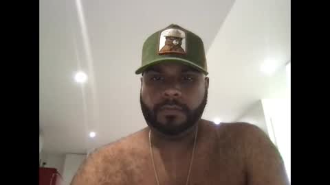 Snapshot of latin_chubby chatting on 10-18-25, 08:31 latin_chubby online show from 10-18-25, 08:31