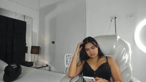 Snapshot of latin_couple20y chatting on 02-09-25, 09:58 Johana y Santiago online show from 02-09-25, 09:58