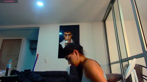 Snapshot of latin_couple77 chatting on 01-27-25, 05:36 Sara y Andy online show from 01-27-25, 05:36