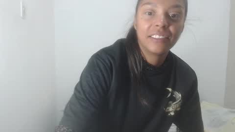 M E G A N  online show from 05-10-26, 03:39