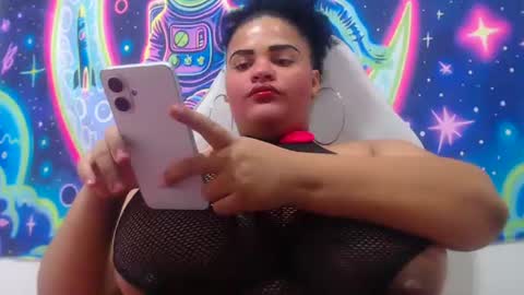 latina_bigboos12 online show from 07-19-26, 12:25