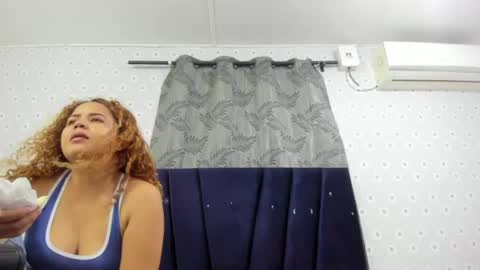 latina_cute_20 online show from 07-26-26, 12:45
