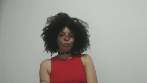 Snapshot of latinadreamy chatting on 05-05-26, 01:24 Latinacoka online show from 05-05-26, 01:24