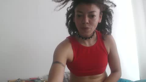 Snapshot of latinadreamy chatting on 05-18-26, 12:55 Latinacoka online show from 05-18-26, 12:55