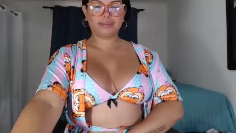 Snapshot of latinaflower_ts chatting on 09-11-25, 03:01 FLOR SALVAJE online show from 09-11-25, 03:01