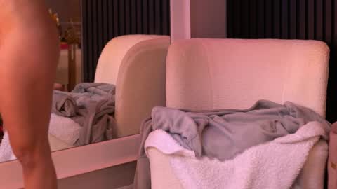 Latina online show from 04-08-26, 04:51