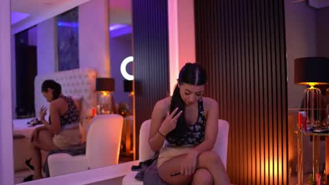 Latina online show from 05-17-26, 06:59