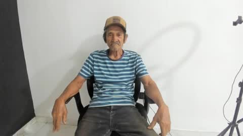 Snapshot of latinaroom178878 chatting on 07-14-26, 12:46 latinaroom178878 online show from 07-14-26, 12:46