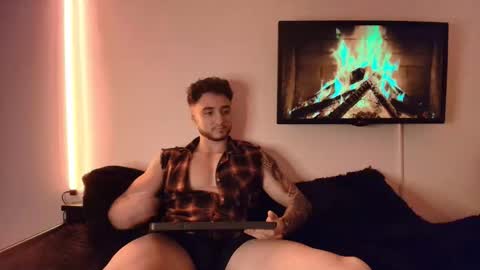 LatinBoyVIP  Colombian online show from 04-28-26, 02:27