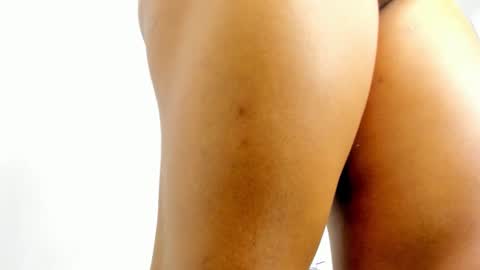 Snapshot of latinebonyts chatting on 10-03-25, 12:07 latinebonyts online show from 10-03-25, 12:07