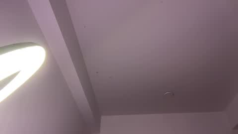 Hi -  online show from 02-07-25, 07:29