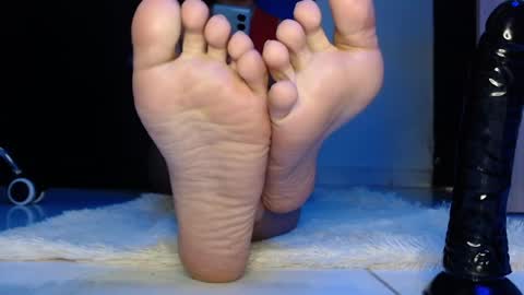 Martina  April online show from 12-18-24, 06:10