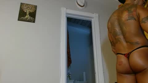 Snapshot of latinfyre chatting on 01-05-26, 07:06 Chris online show from 01-05-26, 07:06