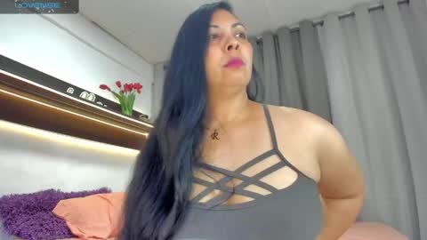 Snapshot of latinlove_sexygirls chatting on 06-03-26, 01:52 Vanessa online show from 06-03-26, 01:52