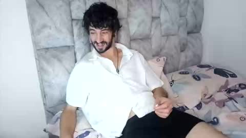 latinlustandfrenchkiss online show from 05-31-26, 09:05
