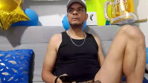 Snapshot of latinmartin254 chatting on 09-29-25, 03:22 latinmartin254 online show from 09-29-25, 03:22