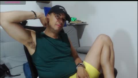 latinmartin254 online show from 04-10-26, 12:27