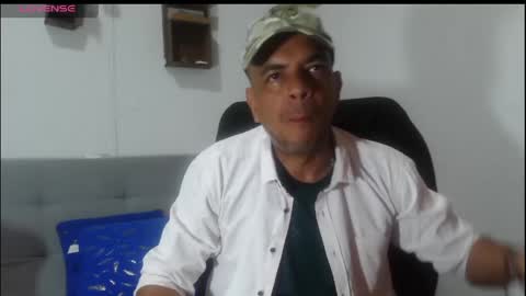 latinmartin254 online show from 05-20-26, 01:01
