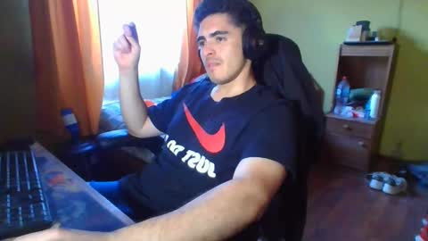 Snapshot of latinn_babe chatting on 01-27-25, 10:49 latinn_babe online show from 01-27-25, 10:49