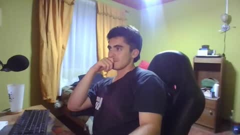 Snapshot of latinn_babe chatting on 02-06-25, 03:59 latinn_babe online show from 02-06-25, 03:59