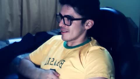 Snapshot of latinn_babe chatting on 09-24-25, 04:05 latinn_babe online show from 09-24-25, 04:05