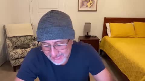 QS - INDEPENDENT MODEL online show from 10-27-25, 05:11