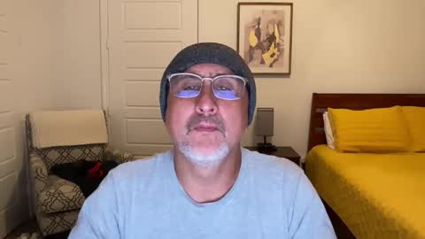 QS - INDEPENDENT MODEL online show from 10-28-25, 03:43