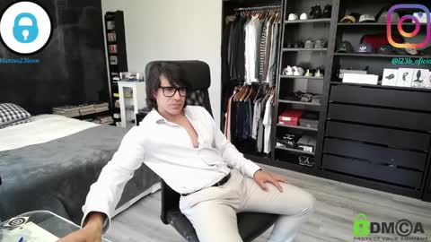 sam online show from 04-01-26, 01:41