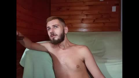 Snapshot of latinodiparis chatting on 02-10-25, 01:03 latinodiparis online show from 02-10-25, 01:03