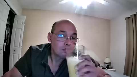 latinoinfla online show from 10-15-25, 01:50