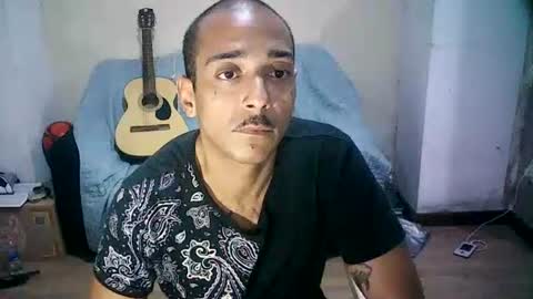 Snapshot of latinounder chatting on 06-24-26, 03:05 latinounder online show from 06-24-26, 03:05