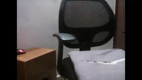 Latin Flow online show from 04-11-26, 08:18