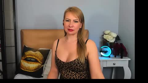 Latoya online show from 02-22-25, 09:12