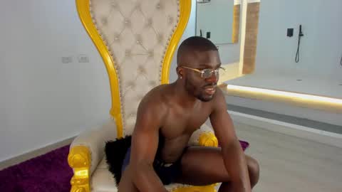 LEANDRO online show from 12-24-24, 12:22