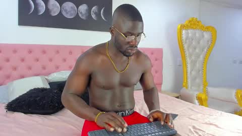 LEANDRO online show from 01-03-25, 11:57