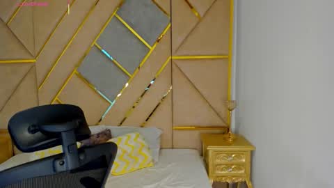 LEANDRO online show from 11-01-25, 12:23