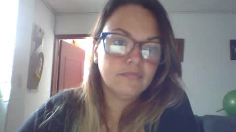 Snapshot of lau16310 chatting on 02-02-26, 01:54 Laura online show from 02-02-26, 01:54