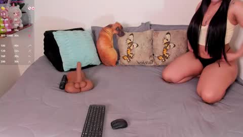 laura1__ online show from 03-12-26, 11:11